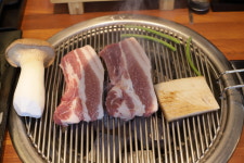 두툼