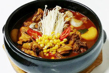 궁중옹기찜닭and땡칠이치킨