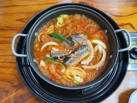 옛날생고기김치찌개
