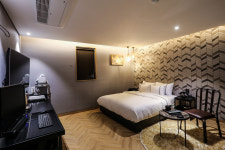 마리호텔 공원점