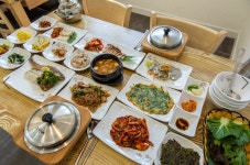 칠원 구가네솥밥한정식