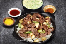 웅이네오돌뼈닭발도 군산수송점