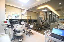 이룸연합치과의원