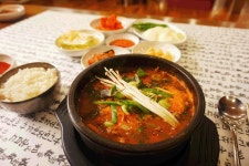 동궁염소탕