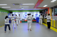 화봉태권도장