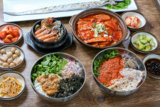 동뜬식당