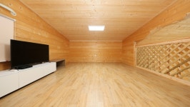 통나무 수영장 펜션