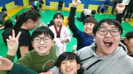 국가대표백호태권도장
