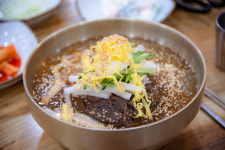 진주황포냉면