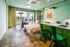 블랙랜드레이스 수영장&풀빌라펜션