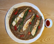 봉평메밀막국수 선바위점