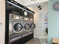 화이트365 제기동역점