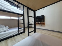 Lacky Hostel