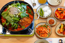 신의주찹쌀순대 오포본사직영점