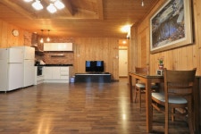 송정로뎀나무펜션