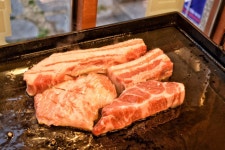 윤회네깃대삼겹살 당감점