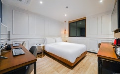 더스톤브릿지호텔