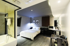 프리미어호텔 XYM