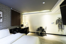 프리미어호텔 XYM