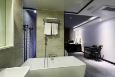 프리미어호텔 XYM