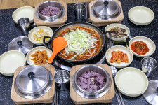 꺼멍도새기 동문시장 본점