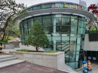 손기정어린이도서관