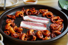차돌박힌쭈꾸미 명동점