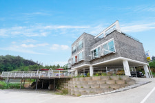 라붐펜션