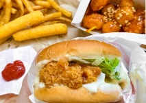 맘스터치 민락수변점