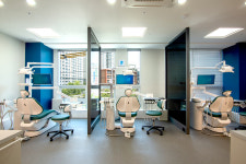 동래손치과의원