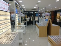 지니스 안경 신탄진역점