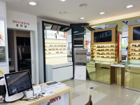 지니스 안경 군산나운점