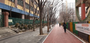 매탄권선역리버파크하나공인중개사사무소