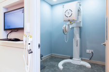 엠플란트치과의원