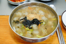 논가집옹심이 강릉본점