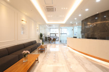 유앤성부부치과의원