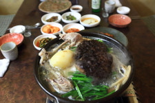 온천골손반죽막국수토종닭