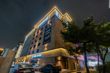 브라운도트 월곶점