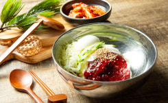 부산아지매국밥 뱅뱅사거리점