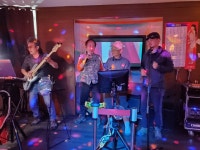 여우밤라이브카페