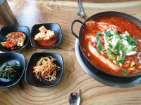 가마솥밥김치찌개