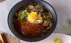 더맛있는초밥집