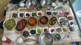 향토산채본가식당