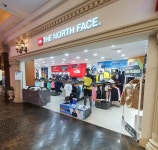 노스페이스 왕십리엔터식스역점