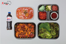 배달삼겹 미친돼지 예대점