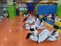 경희대석사대왕태권도장