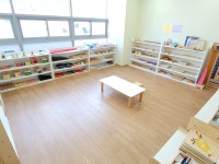 스콜라몬테소리 김해율하점