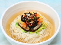 당아래 비빔국수