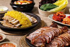돈통마늘보쌈 마석점