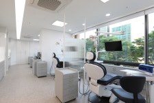 웃는바른이치과교정과치과의원